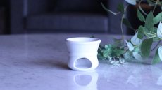 画像1: ☆SALE品☆□白磁□  アロマポット　＊アウトレット品 (1)
